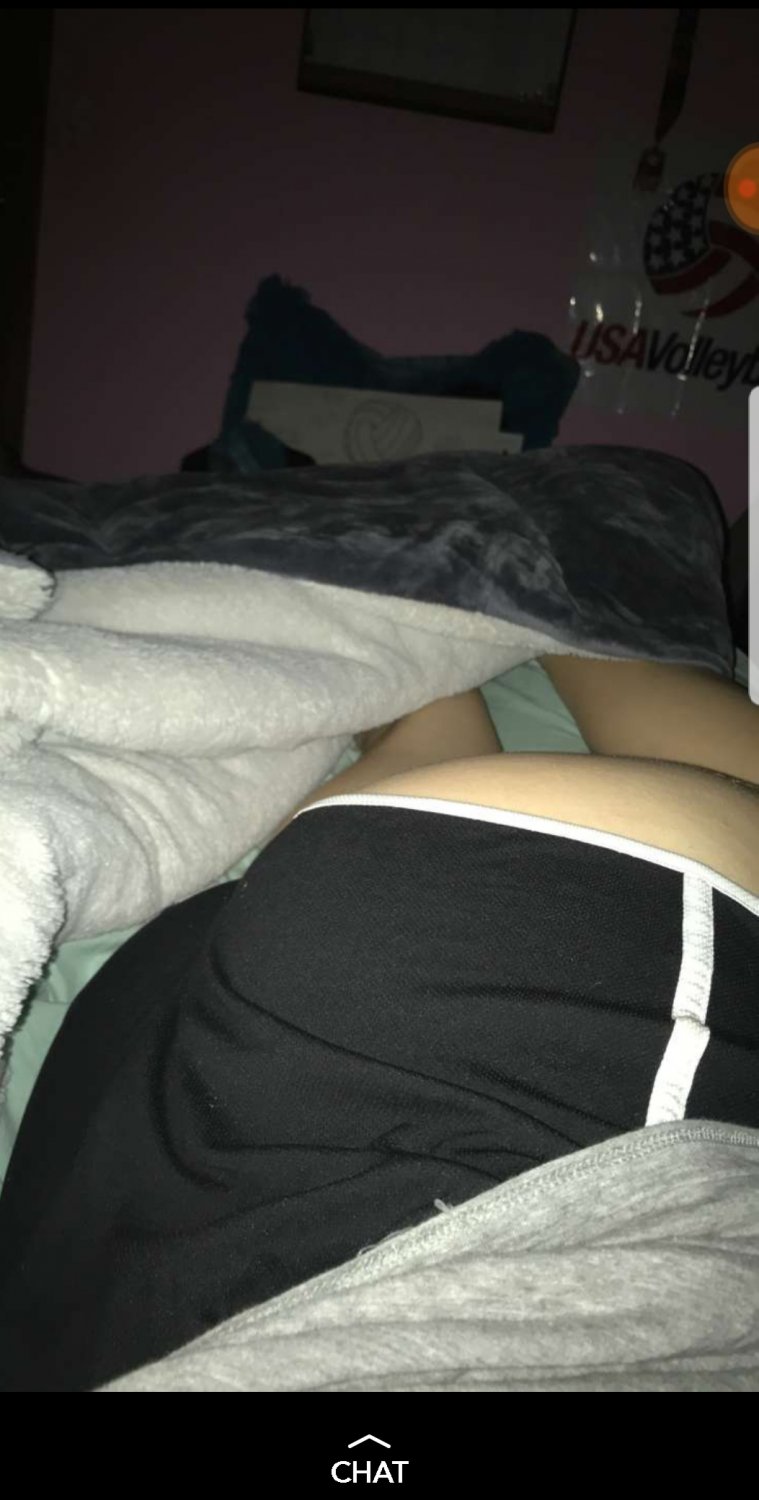 Fuck I love this slut… Dm me to expose your sluts #O8BftiRF
